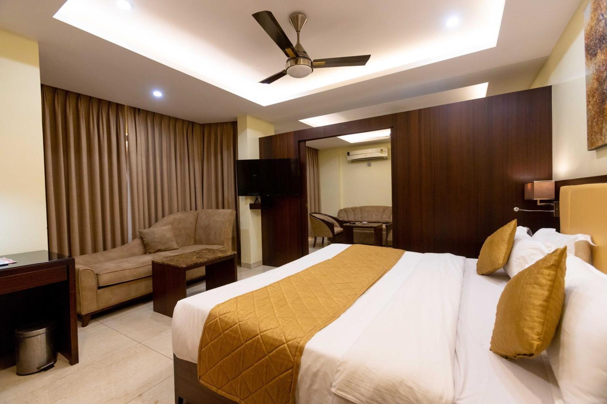 Hotel Godwin - Colaba Bombaj Exteriér fotografie