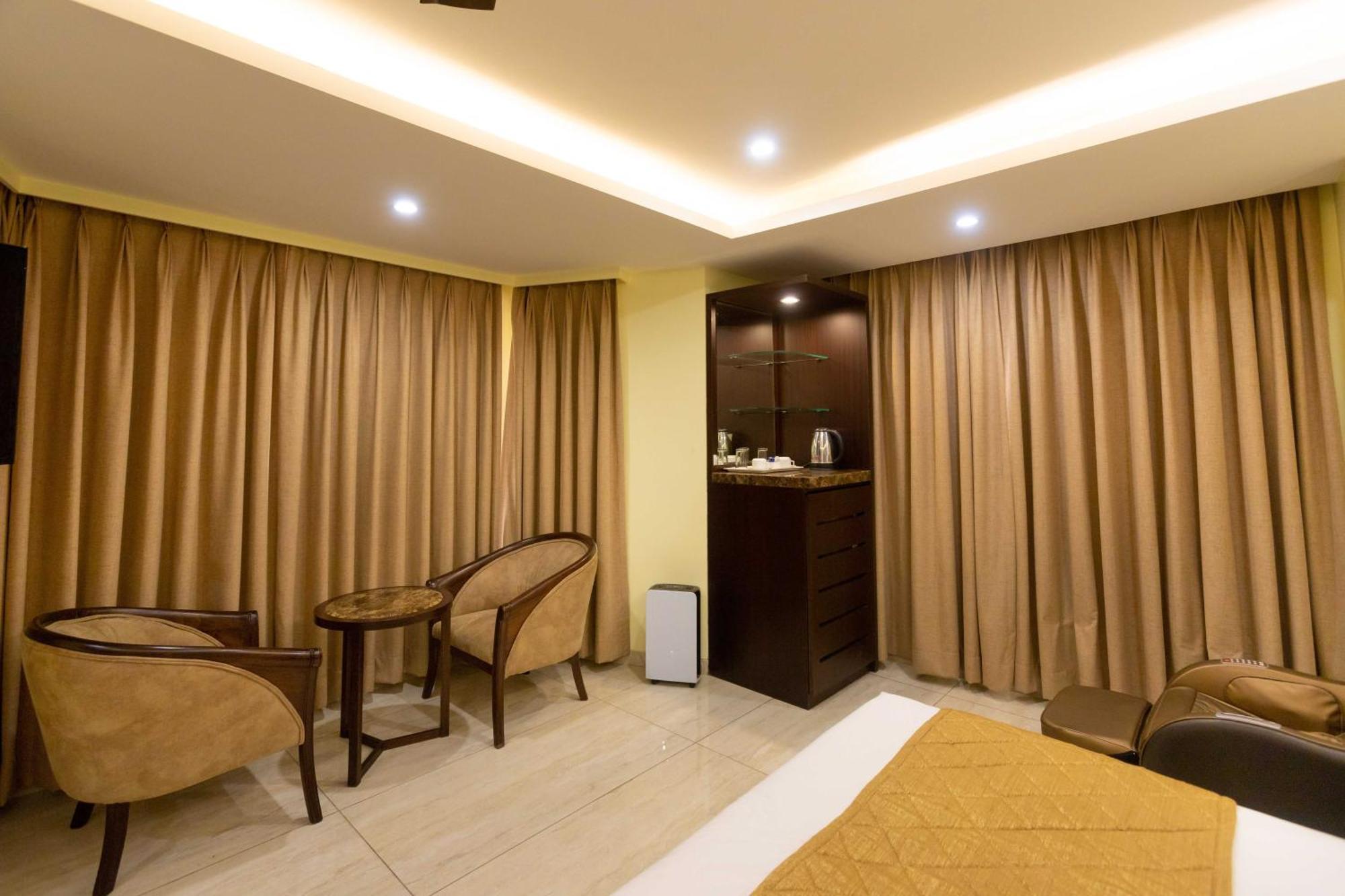 Hotel Godwin - Colaba Bombaj Exteriér fotografie